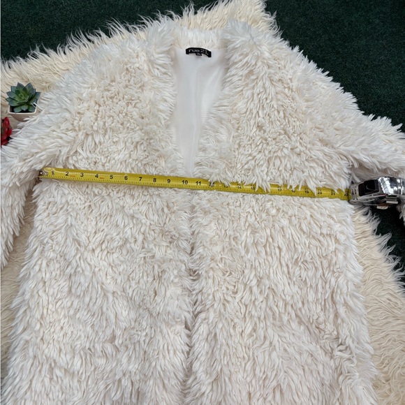 Rue21 Cream Teddy Jacket - Picture 7 of 12